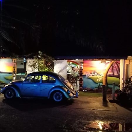 Rainbow Bed N Bfast Hostel Pantai Cenang  Εξωτερικό φωτογραφία