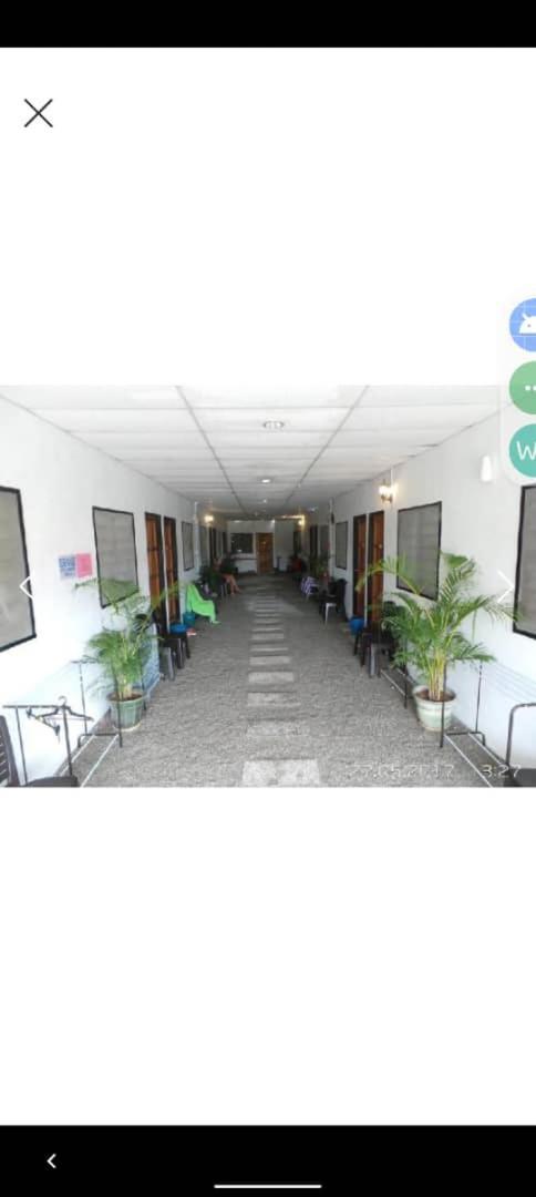 Rainbow Bed N Bfast Hostel Pantai Cenang  Εξωτερικό φωτογραφία