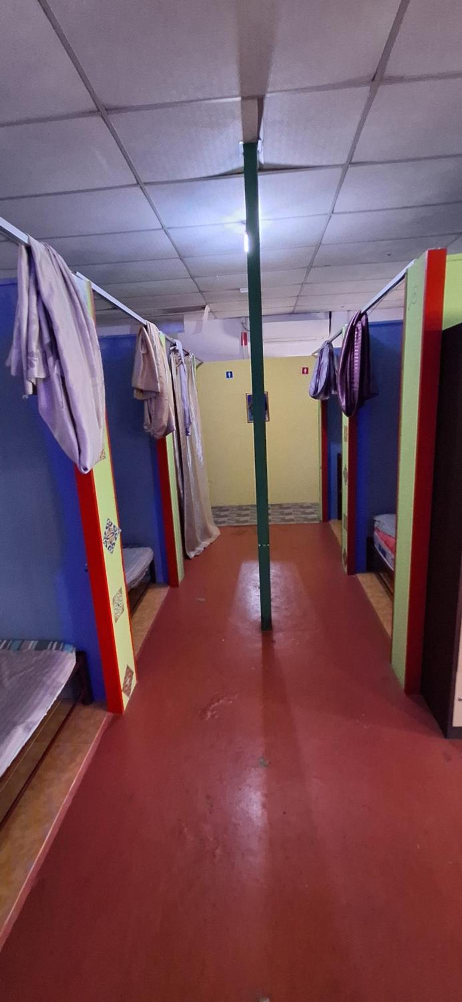 Rainbow Bed N Bfast Hostel Pantai Cenang  Εξωτερικό φωτογραφία